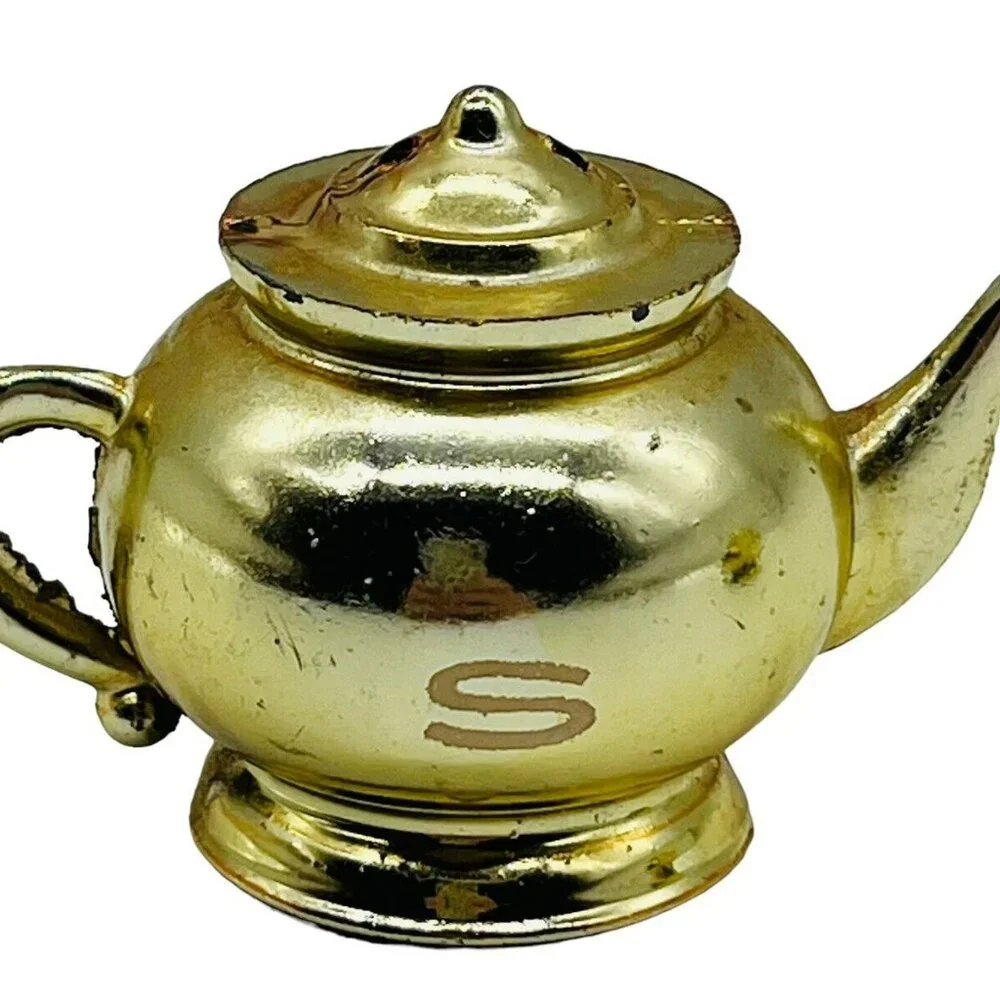 Vintage Tea Pot‎ Belly Stove Salt Pepper Shakers Gold Tone Metal